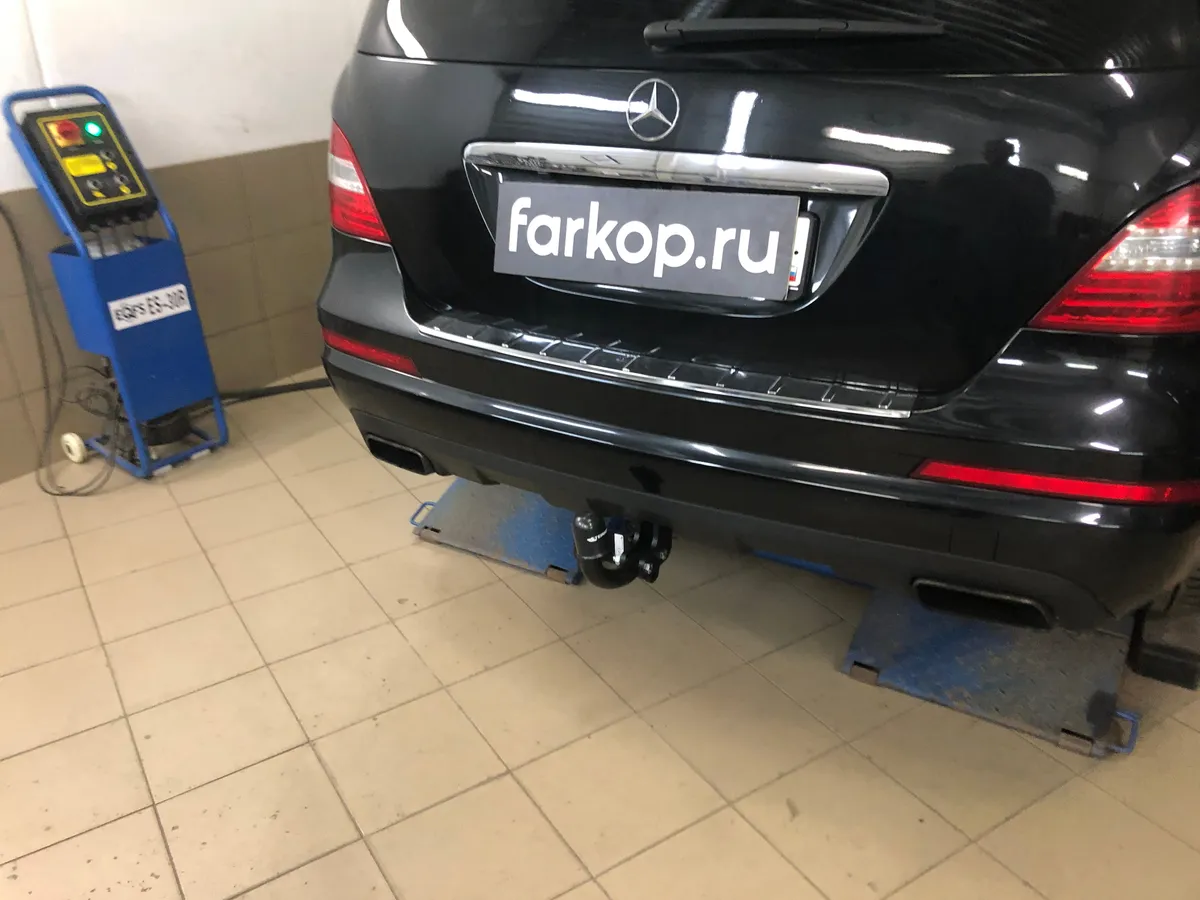 Фаркоп Steinhof для Mercedes R-class 2006-2017 Арт. M-146 M-146 в Томск Фаркоп Steinhof для Mercedes R-class 2006-2017 Арт. M-146 M-146 в Томск