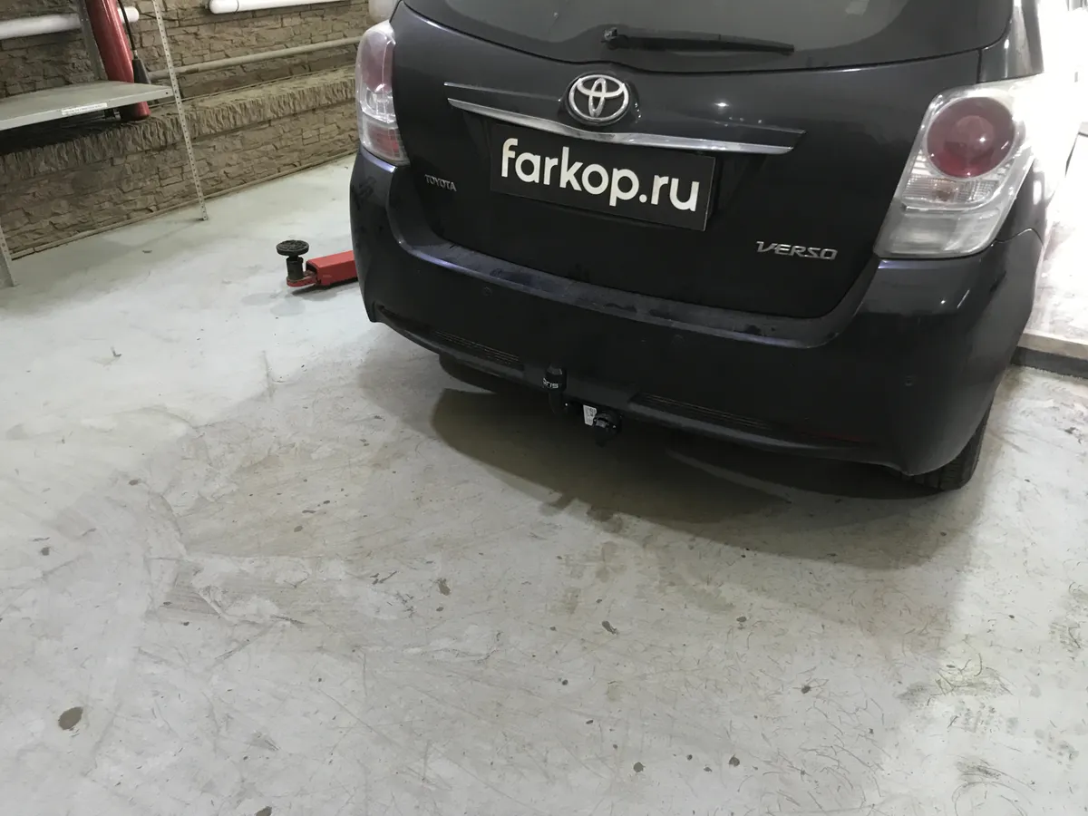 Фаркоп Oris для Toyota Verso 2012-2018 3069-A в Томск Фаркоп Oris для Toyota Verso 2012-2018 3069-A в Томск