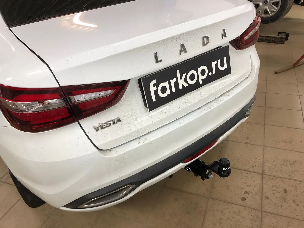 Фаркоп TowRus для Lada Vesta 2023- 279525 в Томск Фаркоп TowRus для Lada Vesta 2023- 279525 в Томск