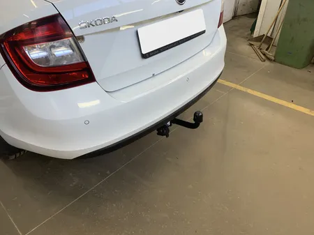 Фаркоп Berg для Skoda Rapid 2014-2020 F.5112.001 в Томск