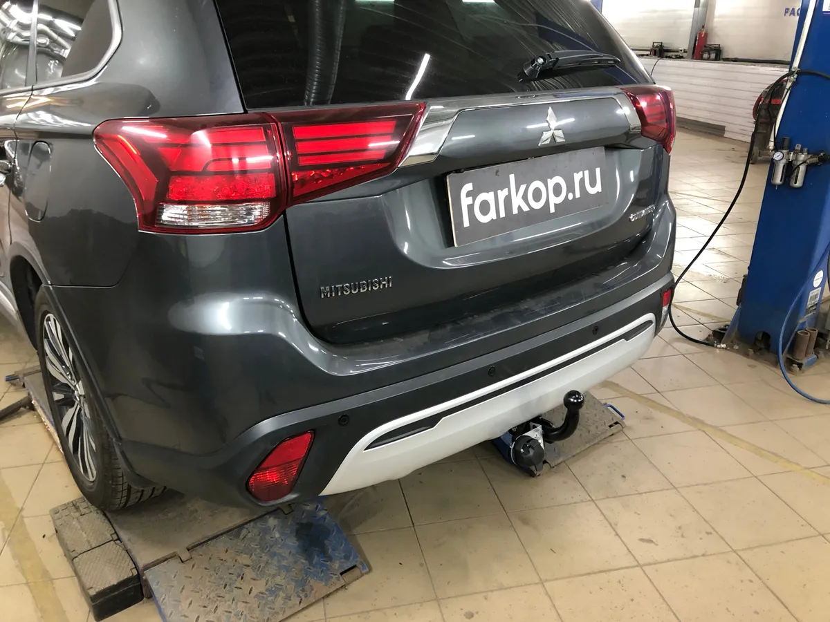 Фаркоп Лидер Плюс для Mitsubishi Outlander 2012-2022 M113-A в Томск Фаркоп Лидер Плюс для Mitsubishi Outlander 2012-2022 M113-A в Томск