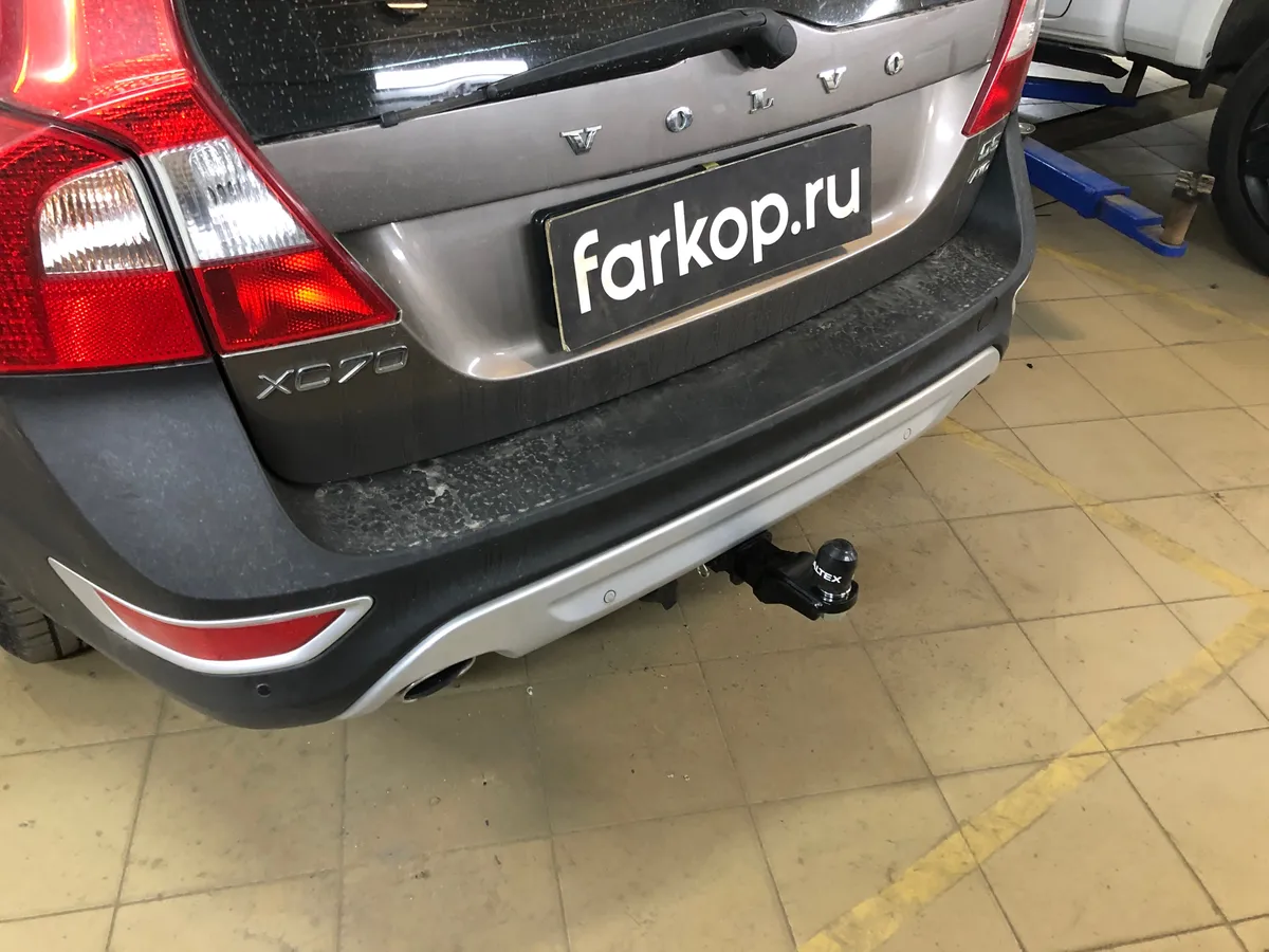 Фаркоп TowRus для Volvo XC70 2007-2016 259515 в Томск