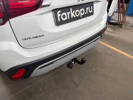 Фаркоп Berg для Mitsubishi Outlander 2012-2022 Арт. F.4013.001 F.4013.001 в Томск