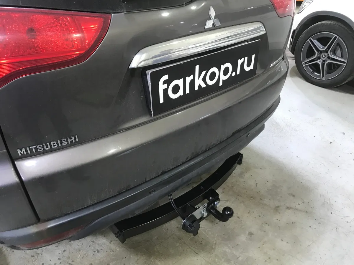 Фаркоп Лидер Плюс для Mitsubishi Pajero Sport 2008-2016 M115-FC в Томск Фаркоп Лидер Плюс для Mitsubishi Pajero Sport 2008-2016 M115-FC в Томск