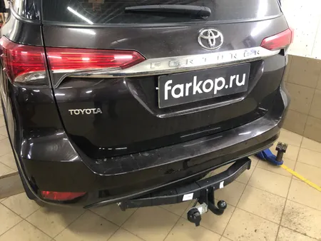Фаркоп Трейлер для Toyota Fortuner 2017- Арт. 7870 7870 в Томск