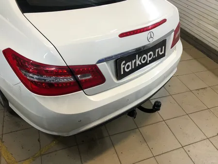 Фаркоп Steinhof для Mercedes E-class (купе) 2009-2016 M-150 в Томск