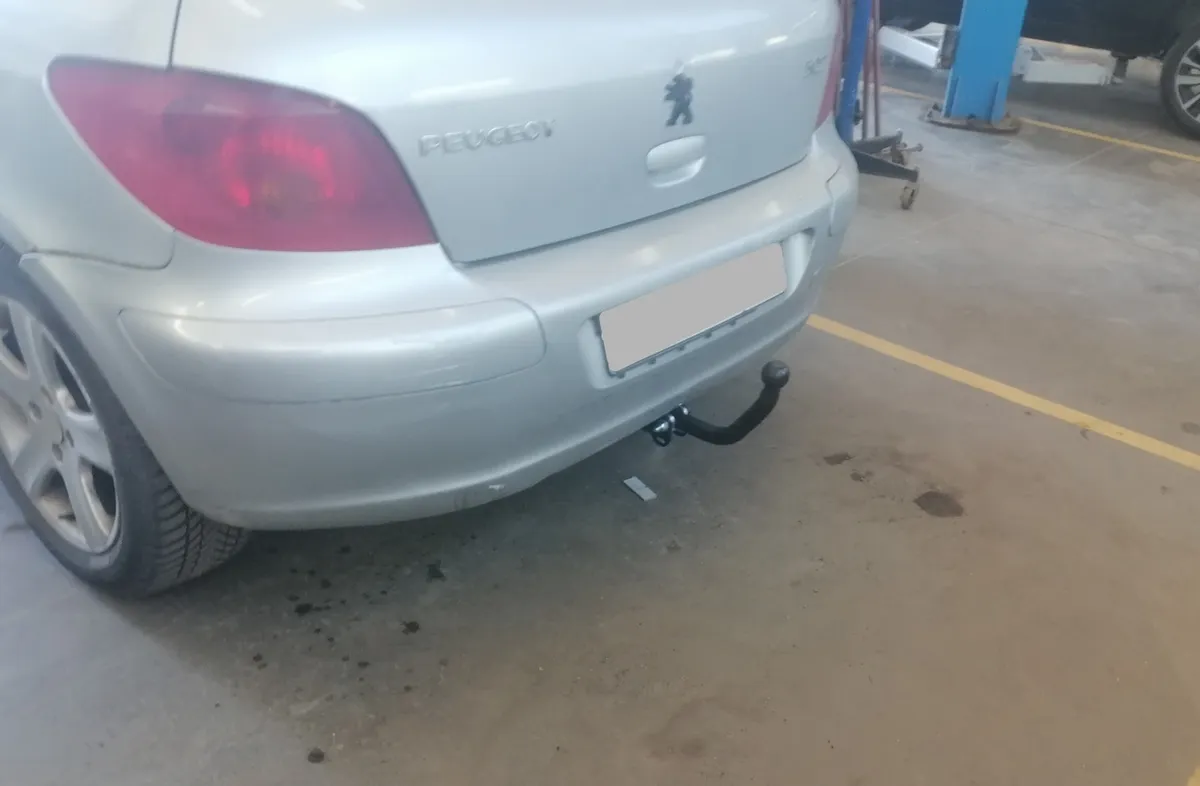 Фаркоп Лидер плюс для Peugeot 307 (хетчбек) 2001-2008 P106-A в Томск