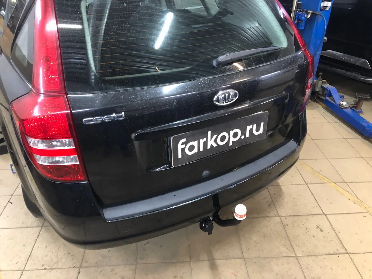 Фаркоп Трейлер для Kia Сeed (универсал) 2007-2012 Арт. 7354 7354 в Томск