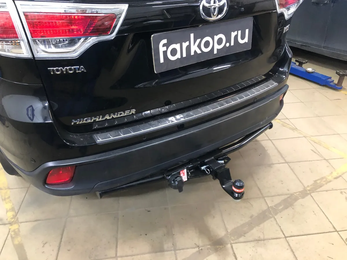 Фаркоп Sheriff для Toyota Highlander 2014-2020 Арт. 2790.31 2790.31 в Томск Фаркоп Sheriff для Toyota Highlander 2014-2020 Арт. 2790.31 2790.31 в Томск